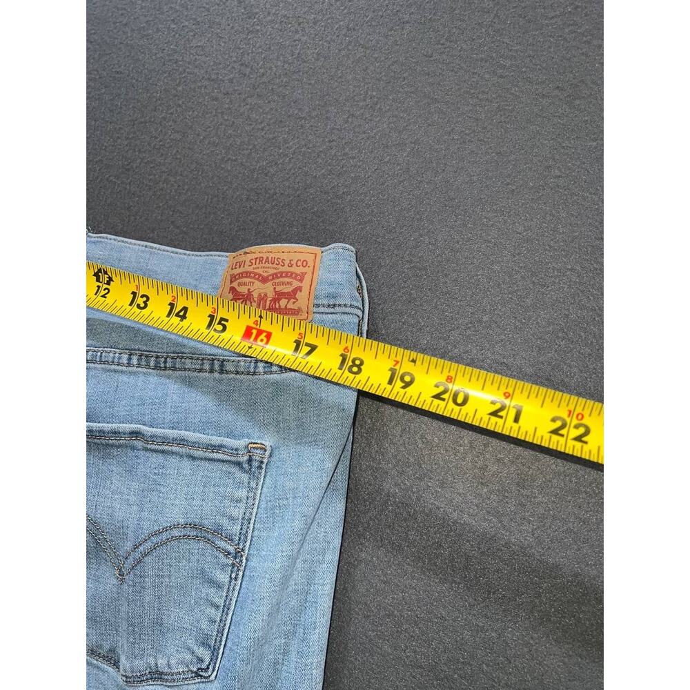 Levi's Classic Straight Jeans Womens 16 W Blue Light Wash Denim Stretch A010093 - Picture 9 of 11